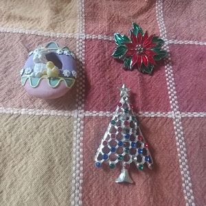 Holiday Pins